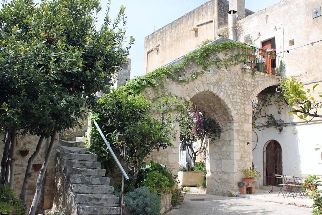 Casa Masseria Dell'800 Gargano. Le Mignole Monte SantʼAngelo Kültér fotó
